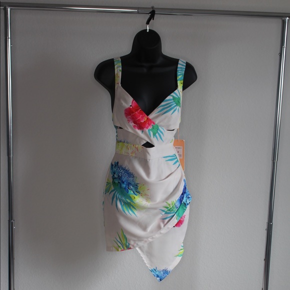 Asymmetrical Floral Cutout Dress - Picture 2 of 4